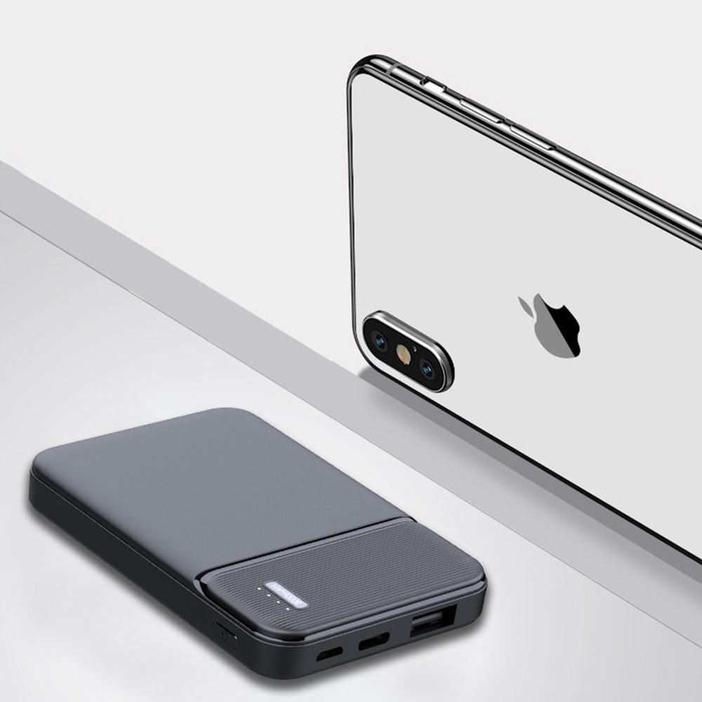 PD 22.5W Wireless Fast Charging 10000mAh Magnetic Power Bank Portable with LED Logo for Phone